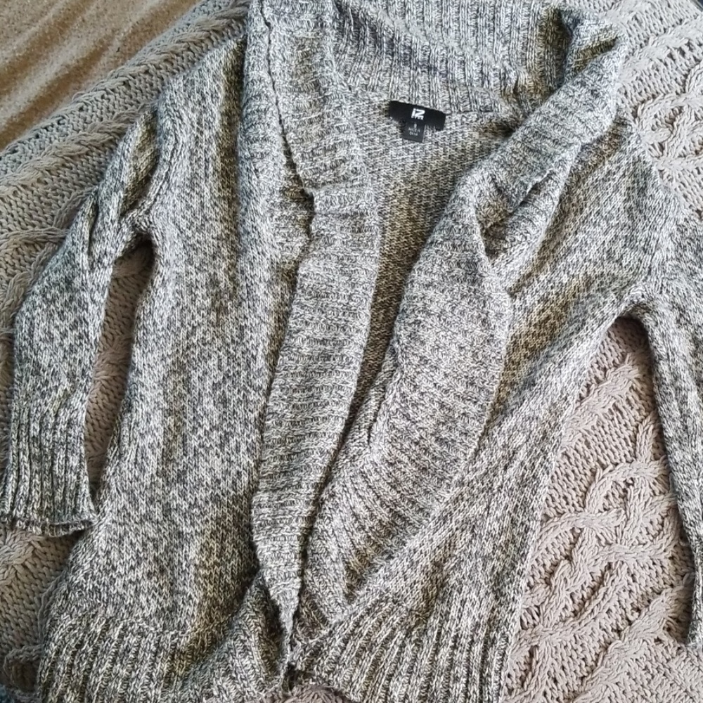 Cute gray sweater
